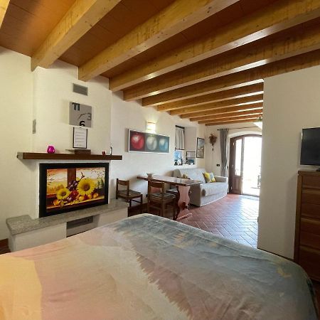 Piccolo Girasole Apartment Menaggio Exterior photo
